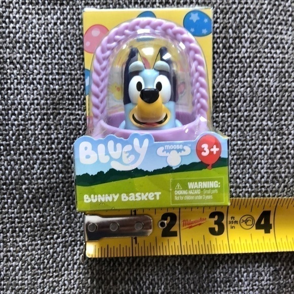 Moose Toys Bluey Easter Bunny Basket Packs Lavender - Picture 12 of 12